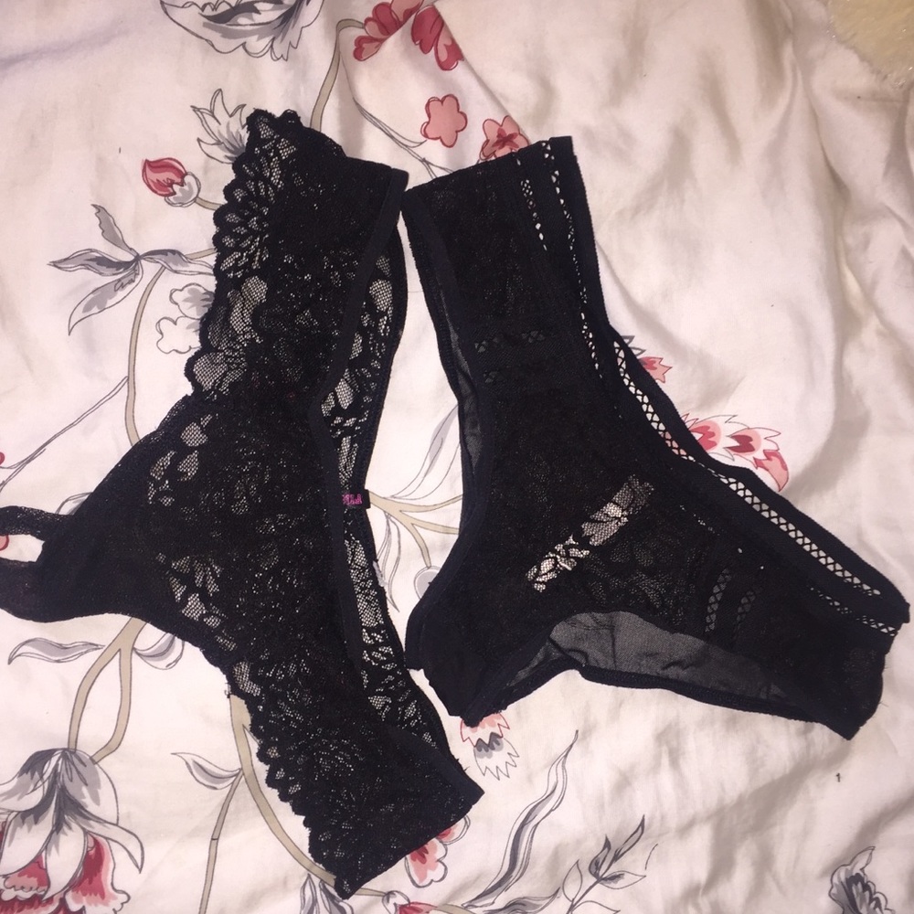 VictoriaSecret Pink Thongs